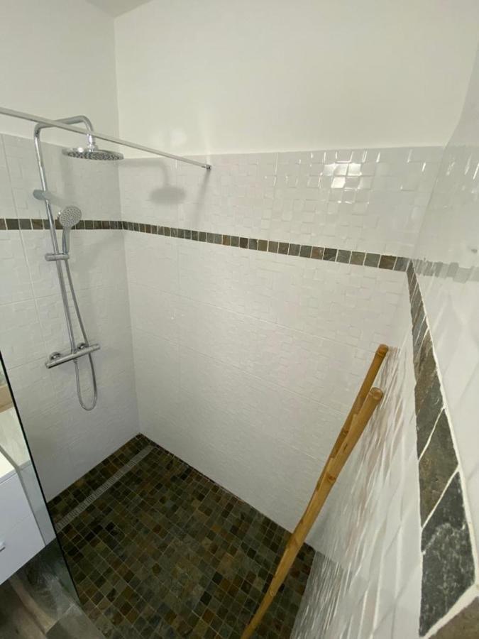 דירות לה דיאמנט Eleven Studio Moderne Et Chic Au Diamant Martinique מראה חיצוני תמונה